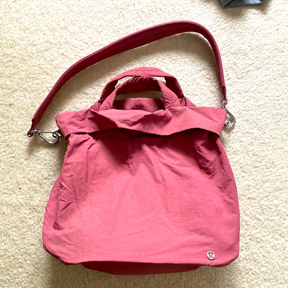 Lululemon On My Level Bag 2.0 19L- Dusty rose